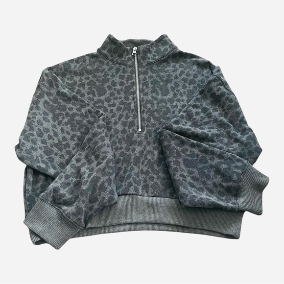 Victoria's Secret boxy cropped Gray Leopard Print Pullover half zipper Women L - Picture 6 of 12